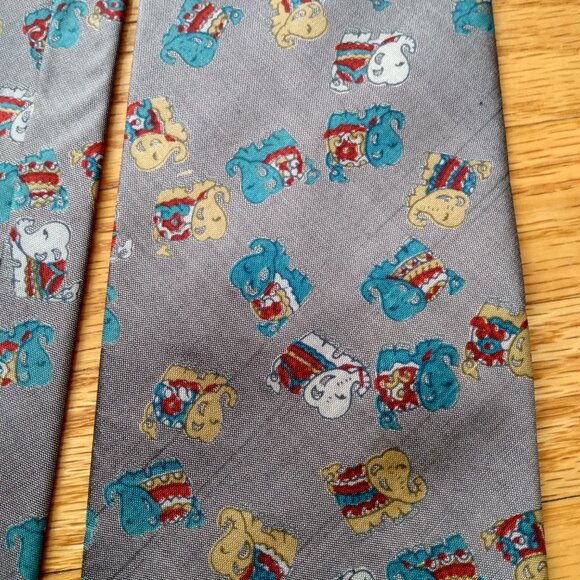 Vintage Thai Elephant Silk Neck Tie T. Shinawatra Made in Thailand Necktie - Picture 10 of 12